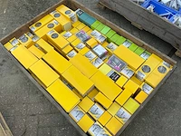 Bouw- en bevestigingsmateriaal - afbeelding 2 van  5