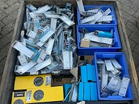Bouw- en bevestigingsmateriaal - afbeelding 3 van  5