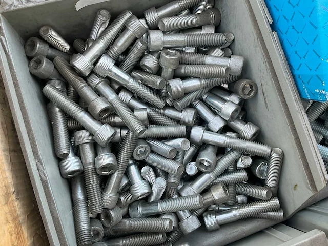 Bouw- en bevestigingsmateriaal - afbeelding 5 van  6