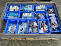 Bouw- en bevestigingsmateriaal - afbeelding 2 van  6