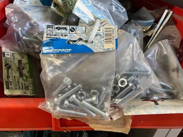 Bouw- en bevestigingsmateriaal - afbeelding 4 van  6