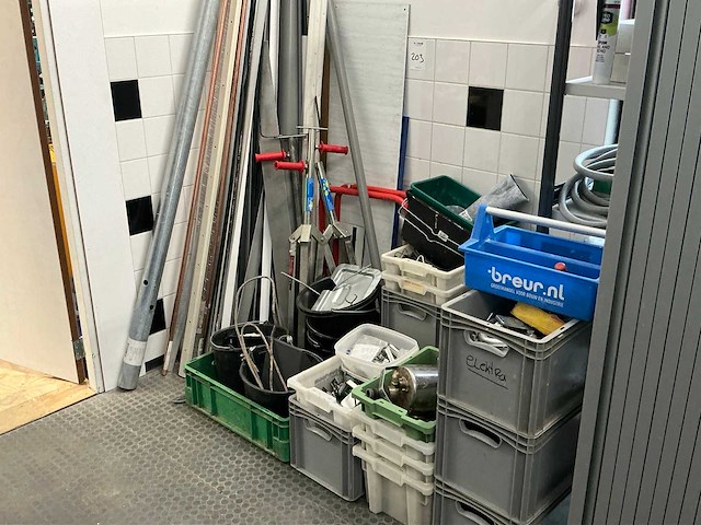 Bouw en bevestigingsmateriaal - afbeelding 2 van  7