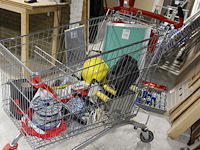 Bouw gerelateerde producten in winkelwagen. - afbeelding 3 van  3