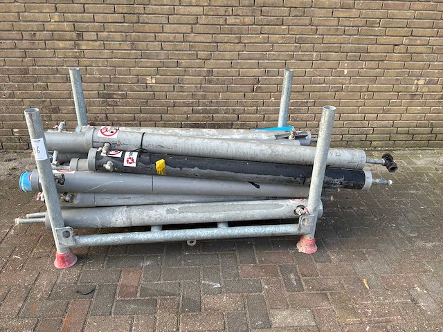 Bouw waterkraan (19x) - afbeelding 1 van  3