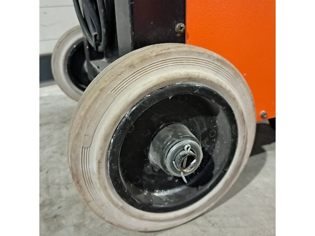 Bouwdroger 75l 230v trotec, ttk 400, bouwjaar 2017 - afbeelding 7 van  10