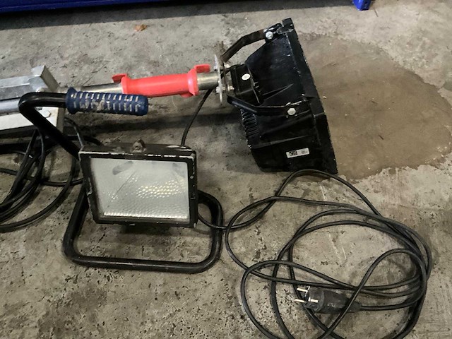 Bouwgereedschappen en toebehoren - afbeelding 2 van  6