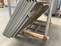 Bouwhek met deur - afbeelding 5 van  5