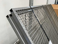 Bouwhek met deur - afbeelding 3 van  5