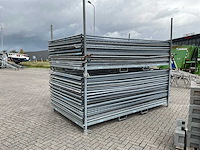 Bouwhekken met voeten - afbeelding 3 van  5