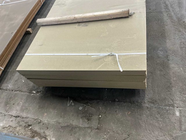 Bouwhout - mdf vochtwerend 9x1220x2440 mm (40x) - afbeelding 4 van  7