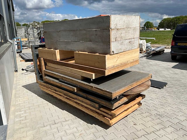 Bouwhout half fabrikaten - afbeelding 11 van  12