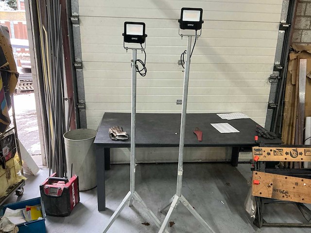 Bouwlamp (2x) - afbeelding 1 van  2