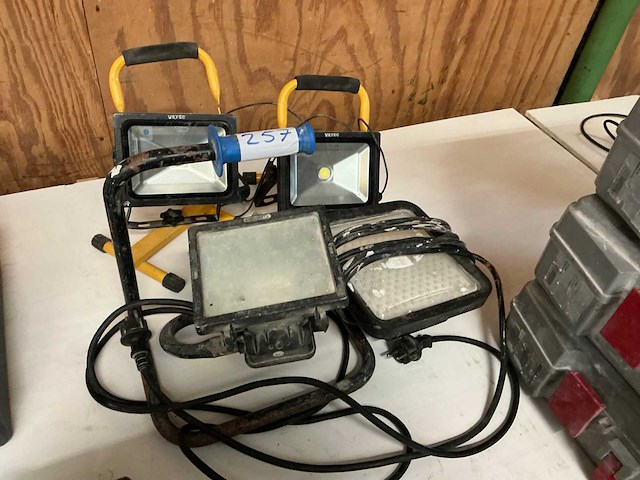 Bouwlamp (4x) - afbeelding 1 van  4