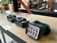 Bouwlamp en 2x accu, makita - afbeelding 4 van  4