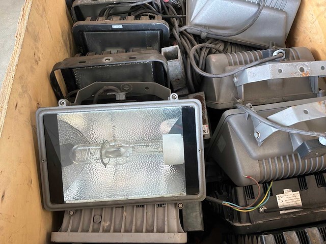 Bouwlamp led (17x) - afbeelding 4 van  4