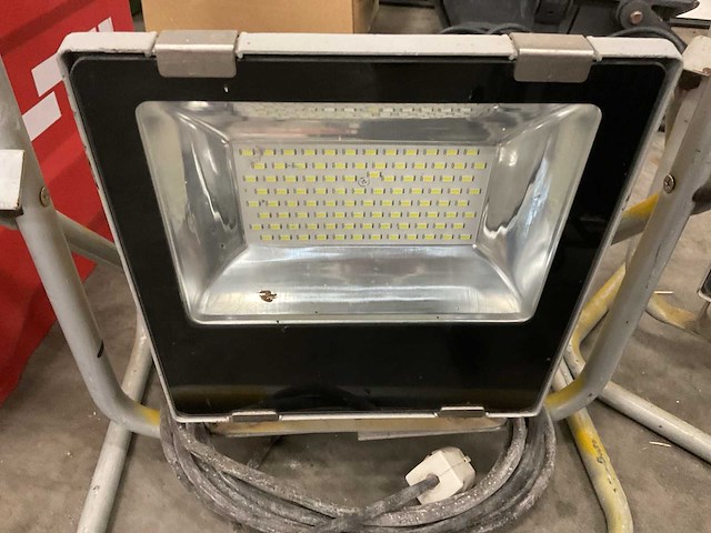 Bouwlamp led (3x) - afbeelding 3 van  4