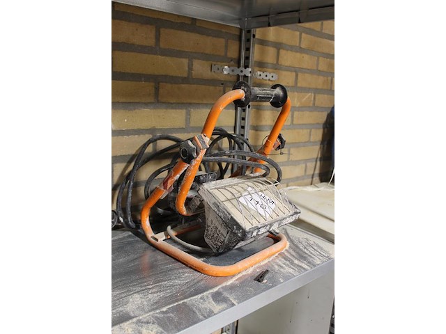 Bouwlamp op statief. - afbeelding 2 van  2