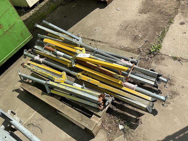 Bouwlamp statief (9x) - afbeelding 2 van  3