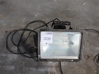 Bouwlamp. - afbeelding 1 van  2