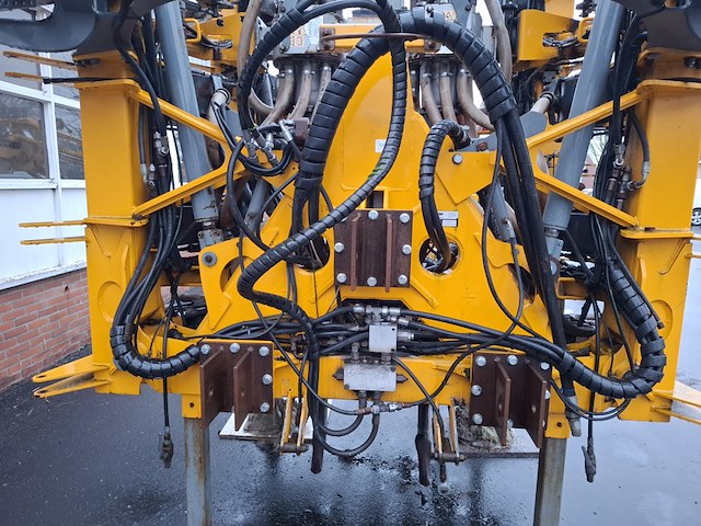 Bouwlandbemester ht8250, bouwjaar 2017 - afbeelding 2 van  16