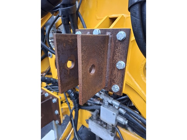 Bouwlandbemester ht8250, bouwjaar 2017 - afbeelding 4 van  16