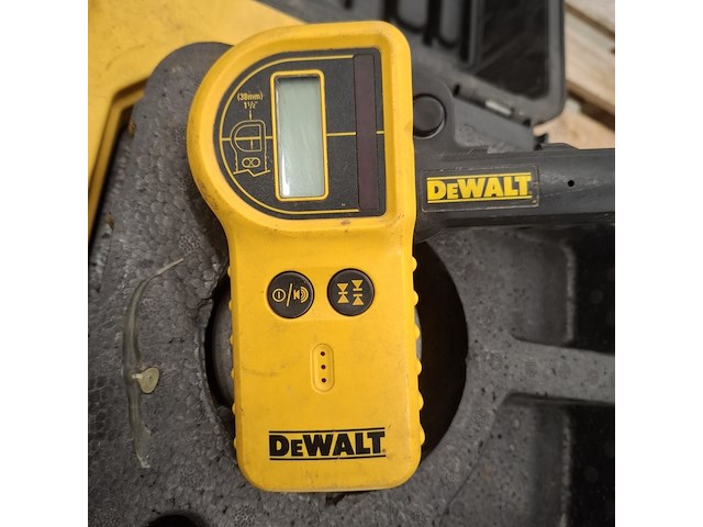 Bouwlaser, dewalt, dw077 - afbeelding 9 van  10