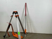 Bouwlaser statief met laserbaak - afbeelding 3 van  6