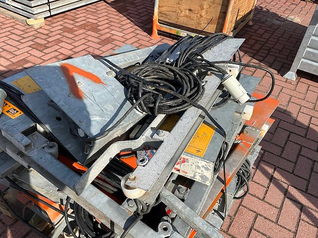 Bouwlift liftstop (18x) - afbeelding 1 van  4