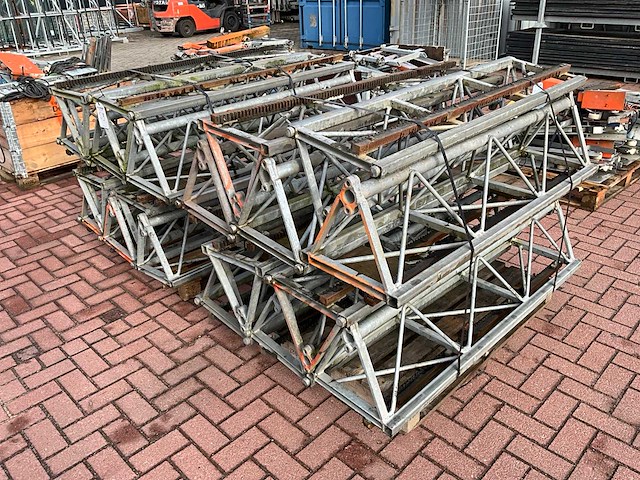 Bouwliftmast (20x) - afbeelding 1 van  2