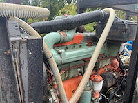 Bouwman tussen pompstation - afbeelding 2 van  22
