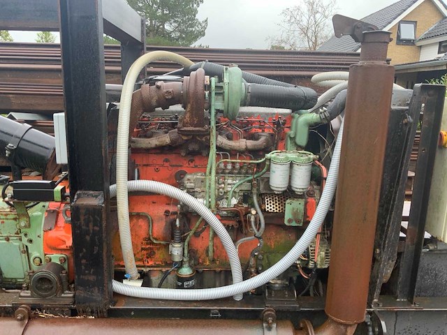 Bouwman tussen pompstation - afbeelding 19 van  22