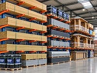 Bouwmaterialen verf, prieelen, dakleer & plaatstaal
