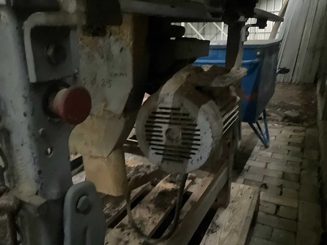 Bouwplaats tafelcirkelzaag - afbeelding 3 van  8
