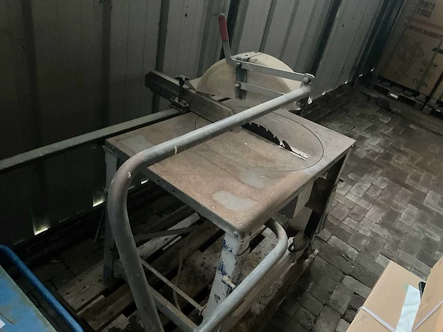 Bouwplaats tafelcirkelzaag - afbeelding 8 van  8