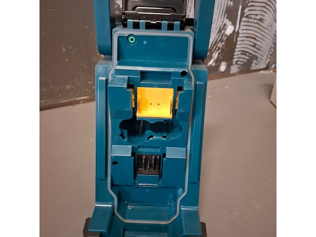 Bouwradio makita, dmr107, bouwjaar 2021 - afbeelding 5 van  5