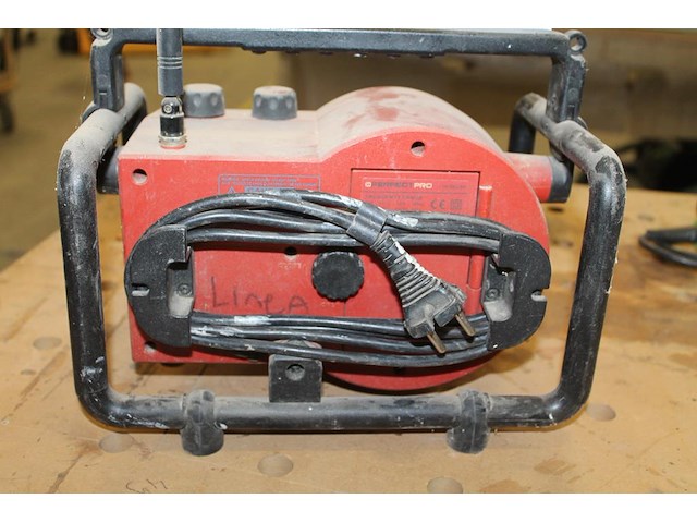 Bouwradio van perfect pro touch box met oplaadbare batterijen. - afbeelding 2 van  2