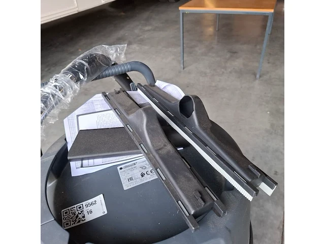 Bouwstofzuiger comet, cvp 378 xbh, bouwjaar 2019 - afbeelding 4 van  6