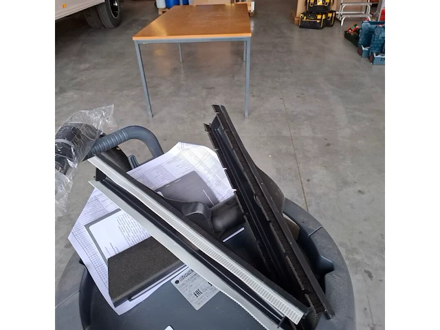 Bouwstofzuiger comet, cvp 378 xbh, bouwjaar 2019 - afbeelding 5 van  8
