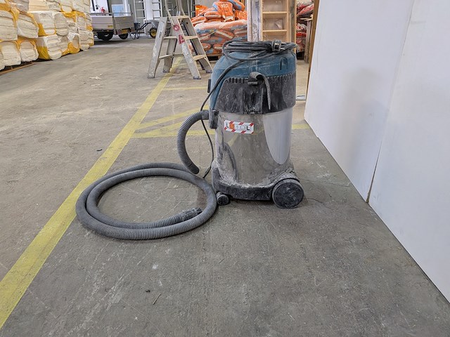 Bouwstofzuiger makita, vc3011l, bouwjaar 2024 - afbeelding 3 van  9