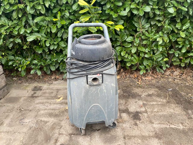 Bouwwaterzuiger/stofzuiger - afbeelding 1 van  1