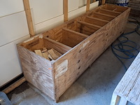 Bouwwerkbank en bak met resthout - afbeelding 6 van  10