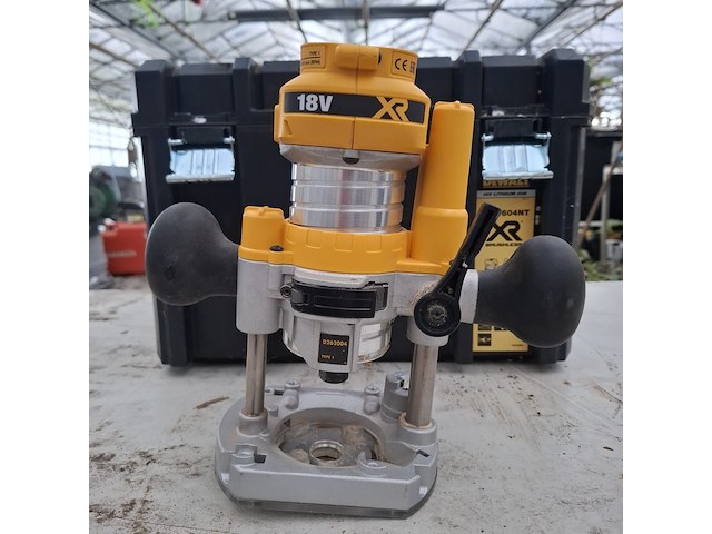 Bovenfrees, dewalt, dcw600 - afbeelding 12 van  18