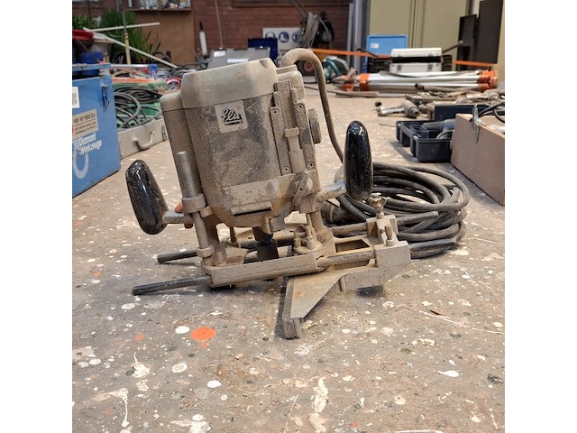 Bovenfrees, elu, mof type 2 - afbeelding 1 van  7