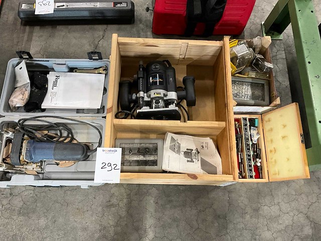 Bovenfrees en lamellenfrees - afbeelding 1 van  3