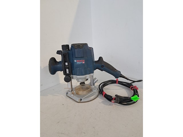 Bovenfreesmachine 230v bosch, gof 1250 ce, bouwjaar 2018 - afbeelding 1 van  8