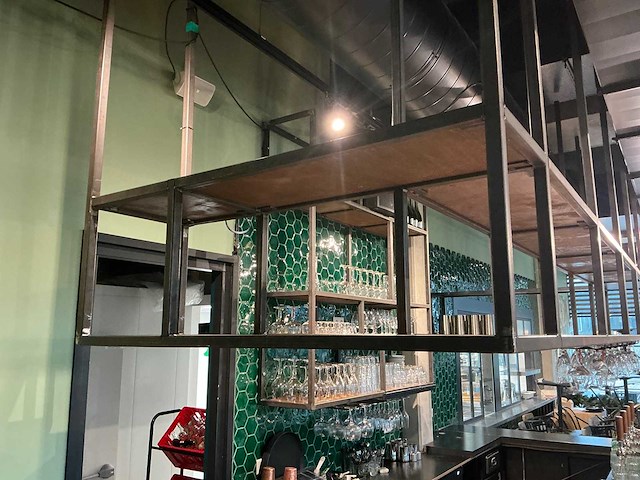 Bovenkoof met glazenrek - afbeelding 2 van  4