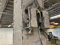 Bovenliggende spoortransportband met pneumatische wissels / ca. 70 m – 9 pneumatische wissels – 28 ophangingen - afbeelding 8 van  9