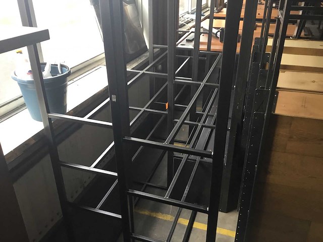 Bovenrek hangend - afbeelding 4 van  6