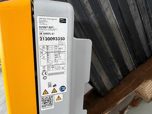 Boviet - set van 16 gebruikte panelen (310 wp) - gebruikte (5 kw) omvormer - afbeelding 2 van  4