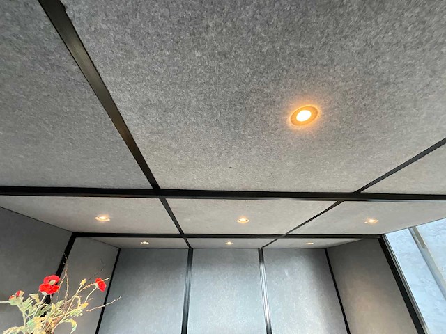 Bow - demontabele kantoorunit 500x360x225cm v.v. ontvangstbalie, airco unit - afbeelding 9 van  10